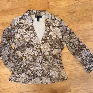 Gorgeous INC 3/4 sleeve button down blouse- L- EUC